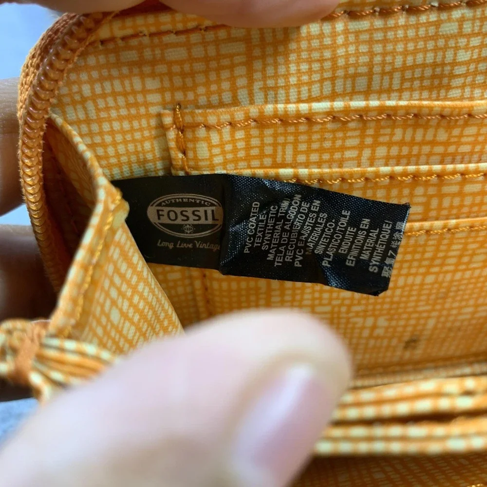 Fossil brand authentic
